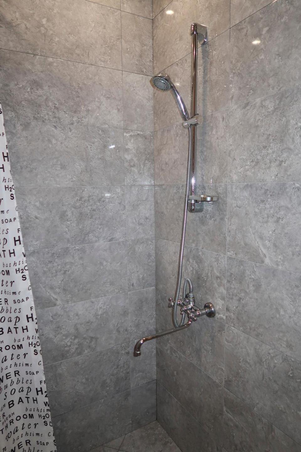 Guest House Merci Tbilisi Ngoại thất bức ảnh